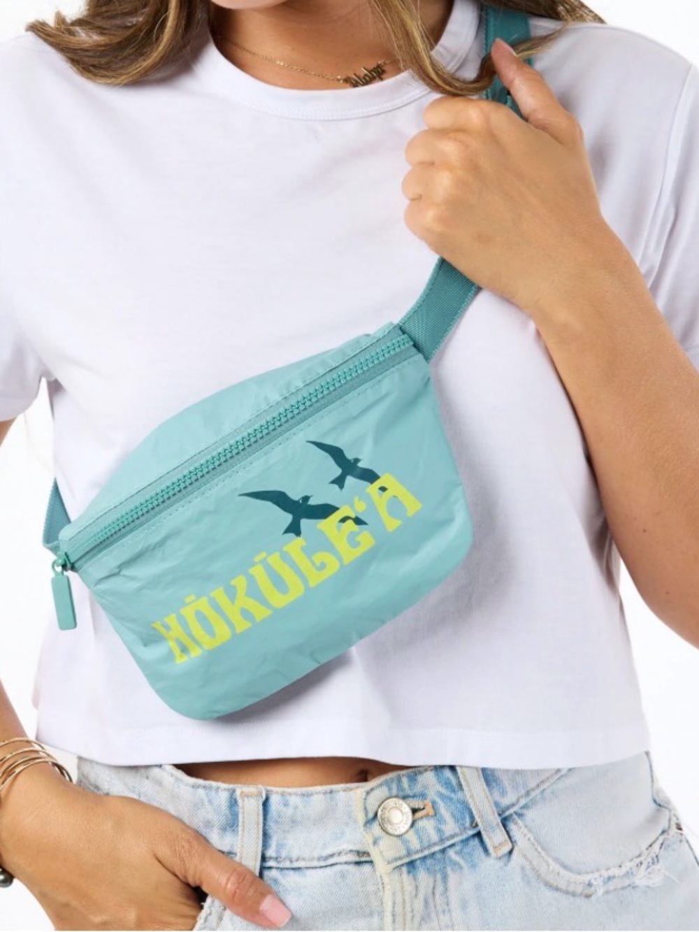 Aloha collection hip back and Dopp kit Hokulea special edition